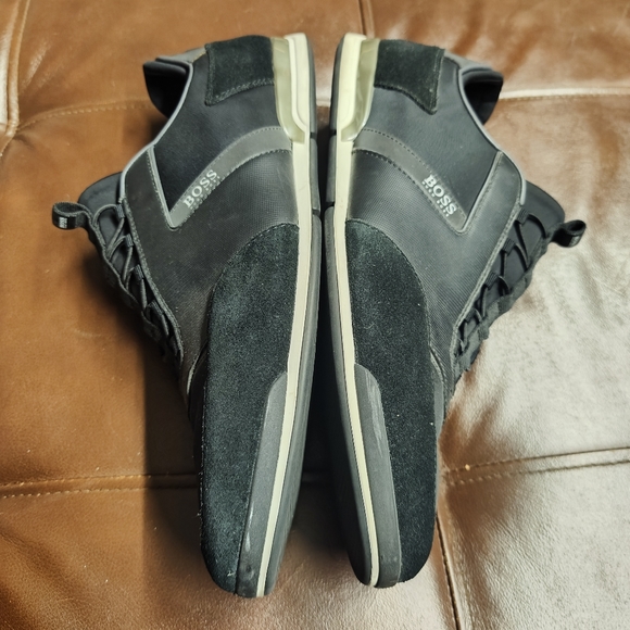 Hugo boss laced up sneakers size 44 - Picture 4 of 8